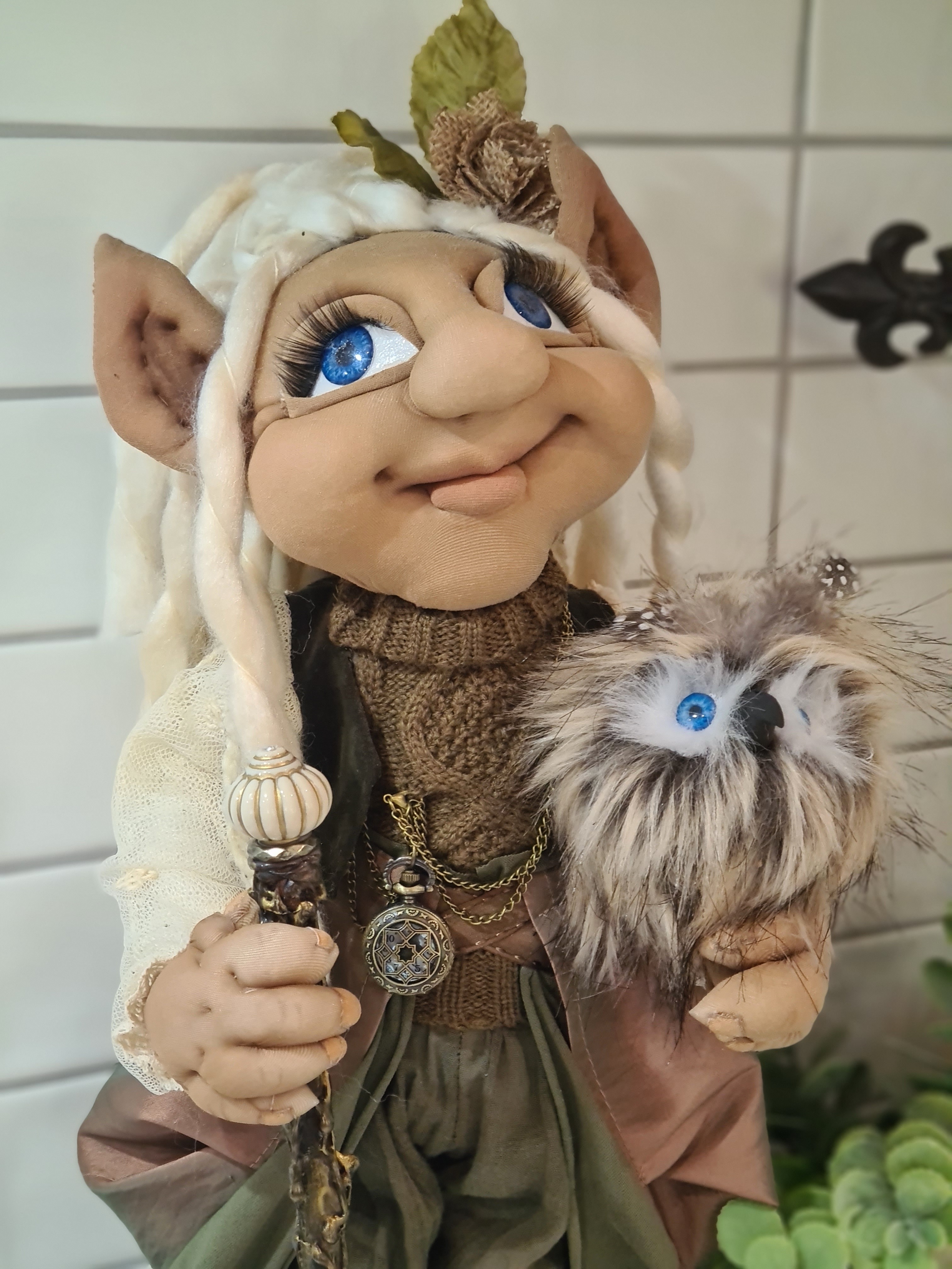 Troll Eldenome close-up with owl